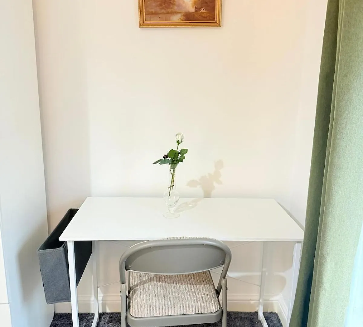 Spacious 4 Bed Cardiff House Near City Centre With Parking 0*,  Regno Unito