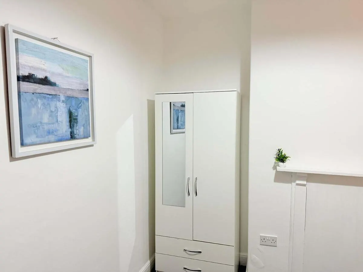 Casa vacanze Spacious 4 Bed Cardiff House Near City Centre With Parking Regno Unito