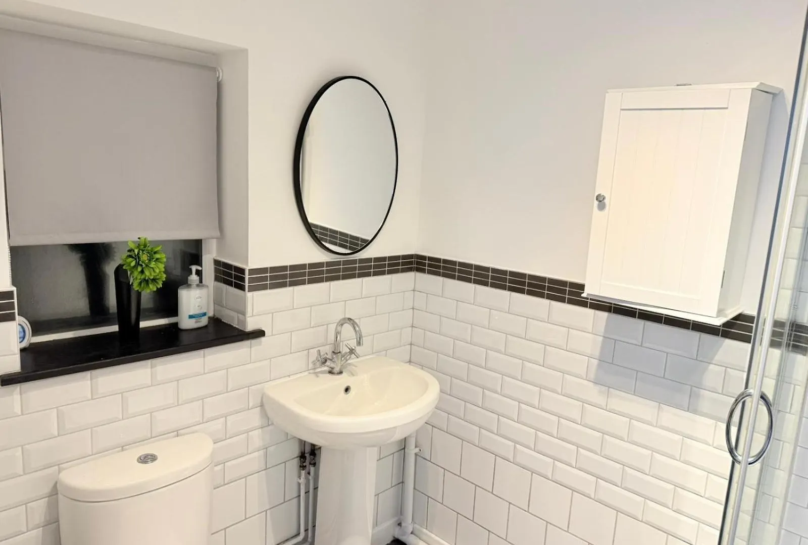 Spacious 4 Bed Cardiff House Near City Centre With Parking Casa vacanze